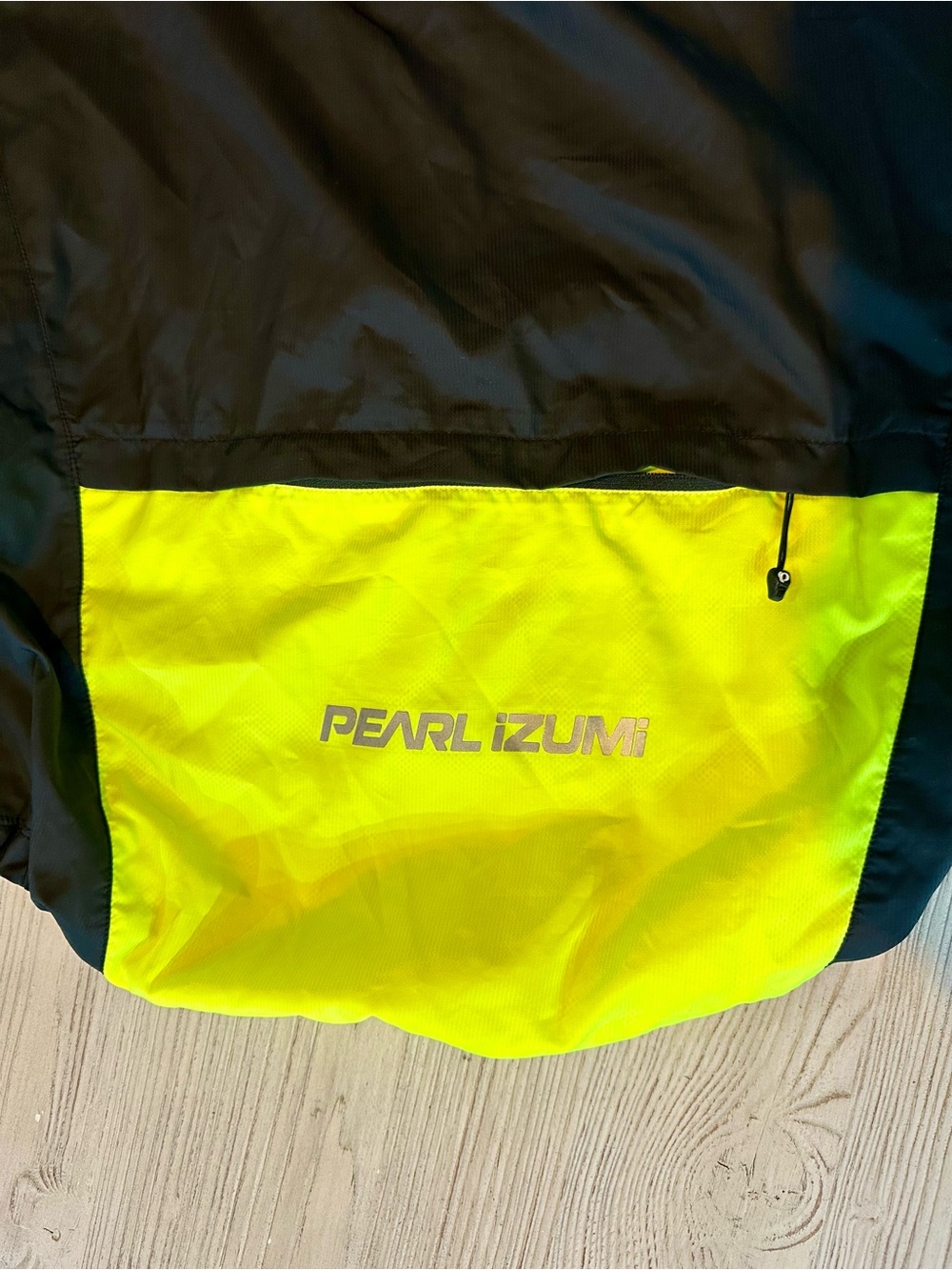 Pearl Izumi Black Jacket with Yellow Lining - Picture 5 of 9